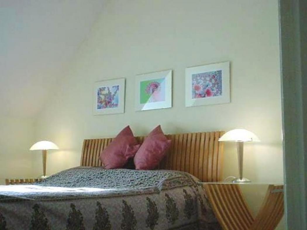 Bedroom_3.jpg